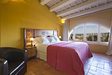 Отель Encís D Empordà  Adults Only