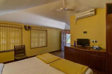 Hotelli Shantai By The Lake