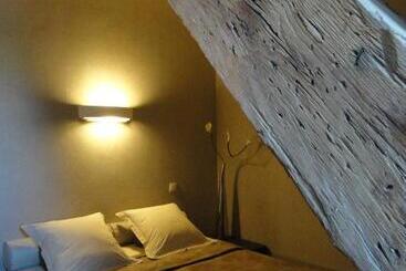 בית מלון כפרי Château De Vierset