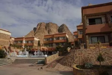 هتل Catherine Plaza