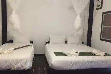 Pensione Thongdam Guesthouse