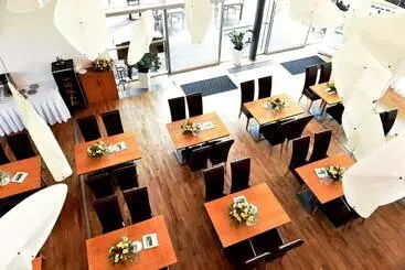 Resort Hausboaty Ypsilon Golf Liberec