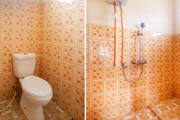 בית מלון כפרי Oyo 2471 Swarna Raya