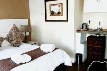 פנסיון The Owl S Nest Guesthouse