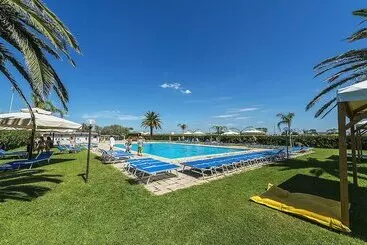 Hotelli Camping Village Tuscia Tirrenica