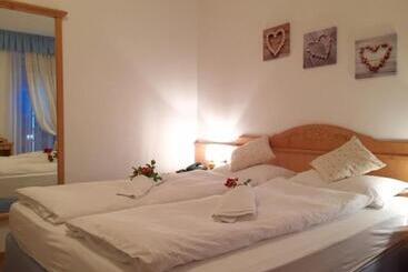 مبيت وإفطار Affittacamere Sissi