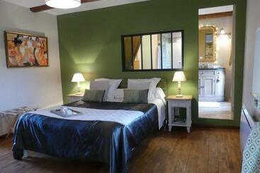 Nocleg ze śniadaniem La Maison De Roussi