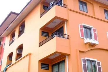 Hotel I Home Residence And