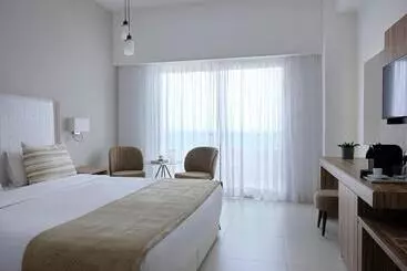 בית מלון כפרי Atlantica Sea Breeze, Adults Only