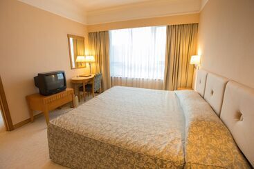 هتل Golden Crown China