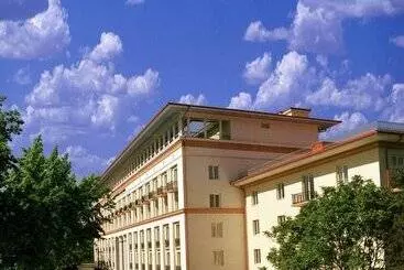 Lotte City Hotels Tashkent Palace