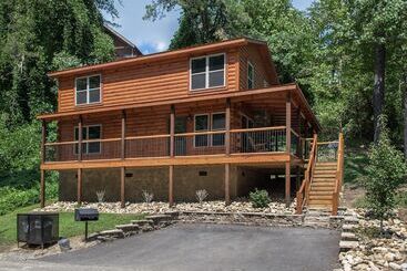 کلبه Woodland Escape