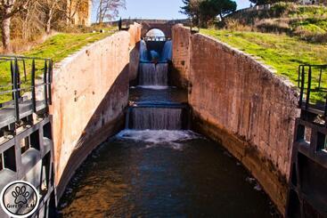 פנסיון Hostal La Llave