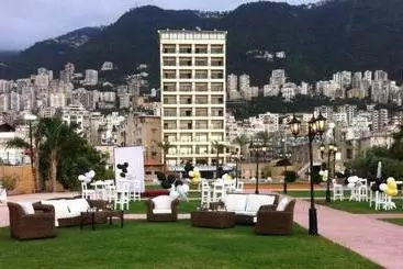 هتل Aquarium  & Resort