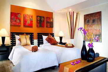 Отель The Seri Suites