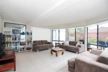 Bed and Breakfast Ceespray Accommodation In Huskisson Jervis Bay