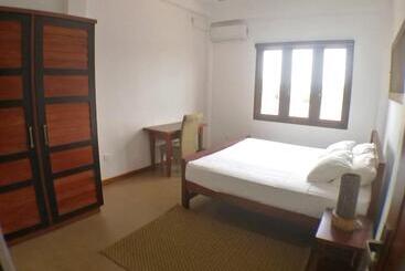 Hotel Iddamal Apartments