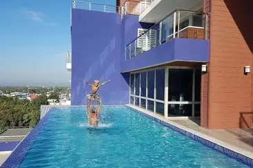 Ultra Luxury Apartment At  20 South