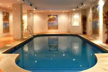 Apartamentos El Toro