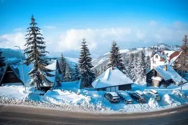 アパートホテル Mujen Lux Kopaonik
