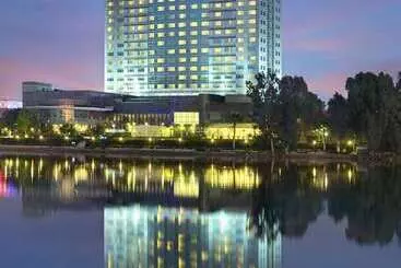 Hotell Adana Hiltonsa