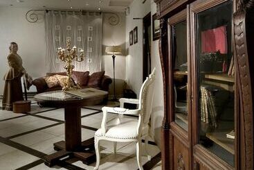 Hotel The Brothers Karamazov