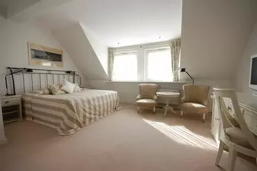 ホテル Oliwska Dolina