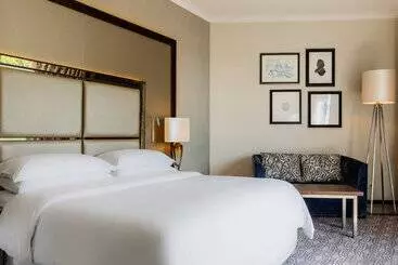 בית מלון כפרי Sheraton Grand Krakow