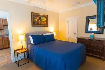 هاستل The Heirloom Inn