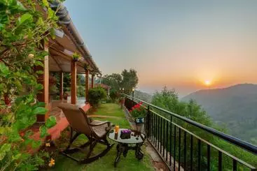 Pensionat Saffronstays Verandah By The Valley, Panchgani Luxury Villa And Treehouse With Beautiful Valley An