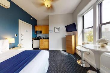 מלון דירות Charming Studio In Boston Brownstone, #44