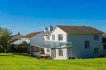 Cabane Croyde Meadowbank 4 Bedrooms