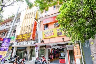 בית מלון כפרי Spot On 89616 My Trillion