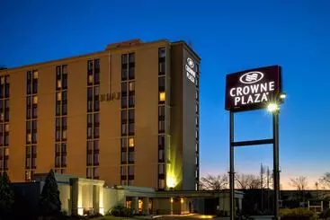 ホテル Crowne Plaza Newark Airport, An Ihg