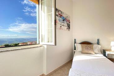 Bed and Breakfast Canduleri