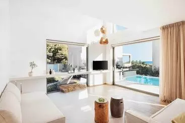 Aparthotel Cavo Delea Villas And Suites