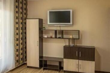 بنسيون Fortuna Vendégház