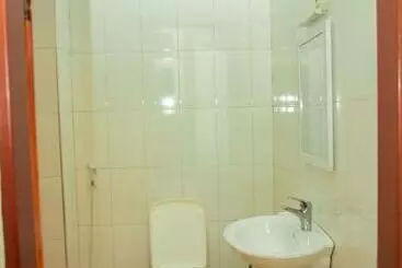 Hotel Africa Natural Tours   Kilimanjaro White House
