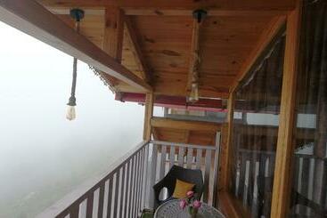 ペンション Rooftop Cottages & Restaurant, Pangot