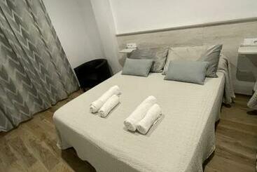 Hostel Alojamiento Saturno1