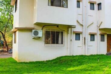 Hotel Orchid Anant Holidays