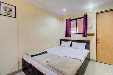 Hotel Shilpa Strawberry Garden