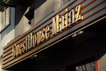 בית מלון כפרי Guesthouse Mainz