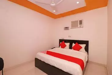 Hôtel Oyo 37918  Signature Inn