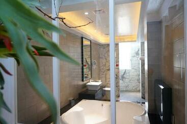 浪琴motel文創旅館