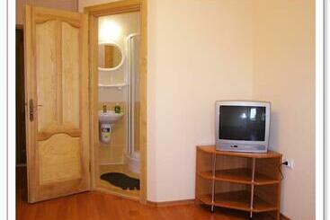 בית מלון כפרי Apollon