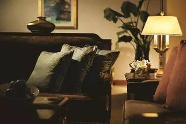 Отель Howard Johnson Plaza By Wyndham Guiyang