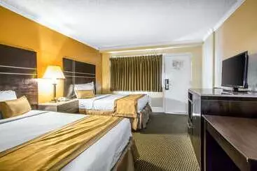 فندق The Boards Ac