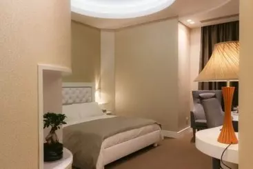 فندق Degli Amici