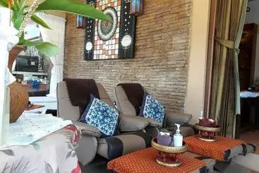 Sea Breeze Hotel & Resort